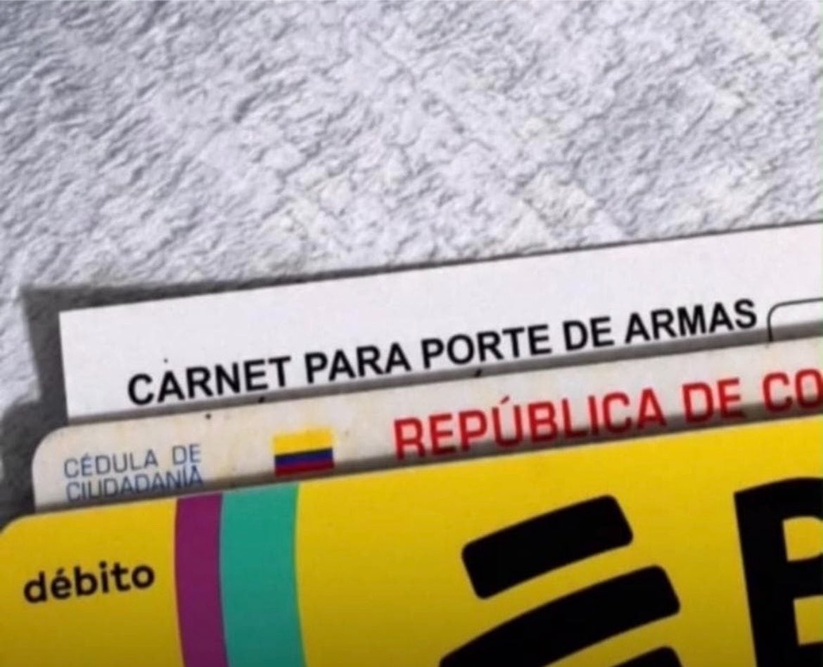 ilvsalex's tweet photo. preparada para los próximos 4 años https://t.co/F1Inu3eGAa