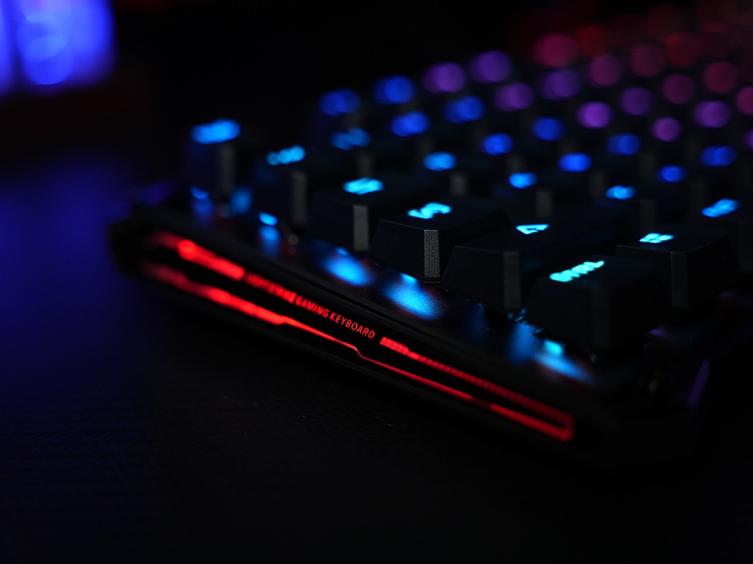 Bloodygaming's tweet photo. Experience precision like never before with the B930's Light Strike Libra switches. Smooth, direct up and down movement ensures every command feels crisp, perfect for quick, https://t.co/ZbsHA5TWcF