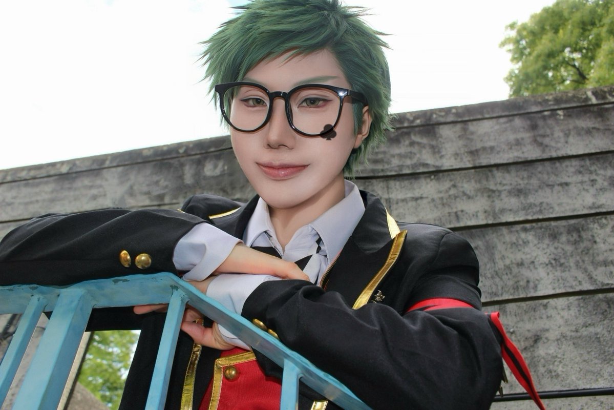 10uu_nhiuu's tweet photo. ⚠︎cosplay twst 
　　　　Trey Clover ♣︎

　「なんだ、
　いたなら声をかけてくれればいいのに」

#twstコスプレ #CNSコス
📷@zero17jma https://t.co/lS4OIEgCWF