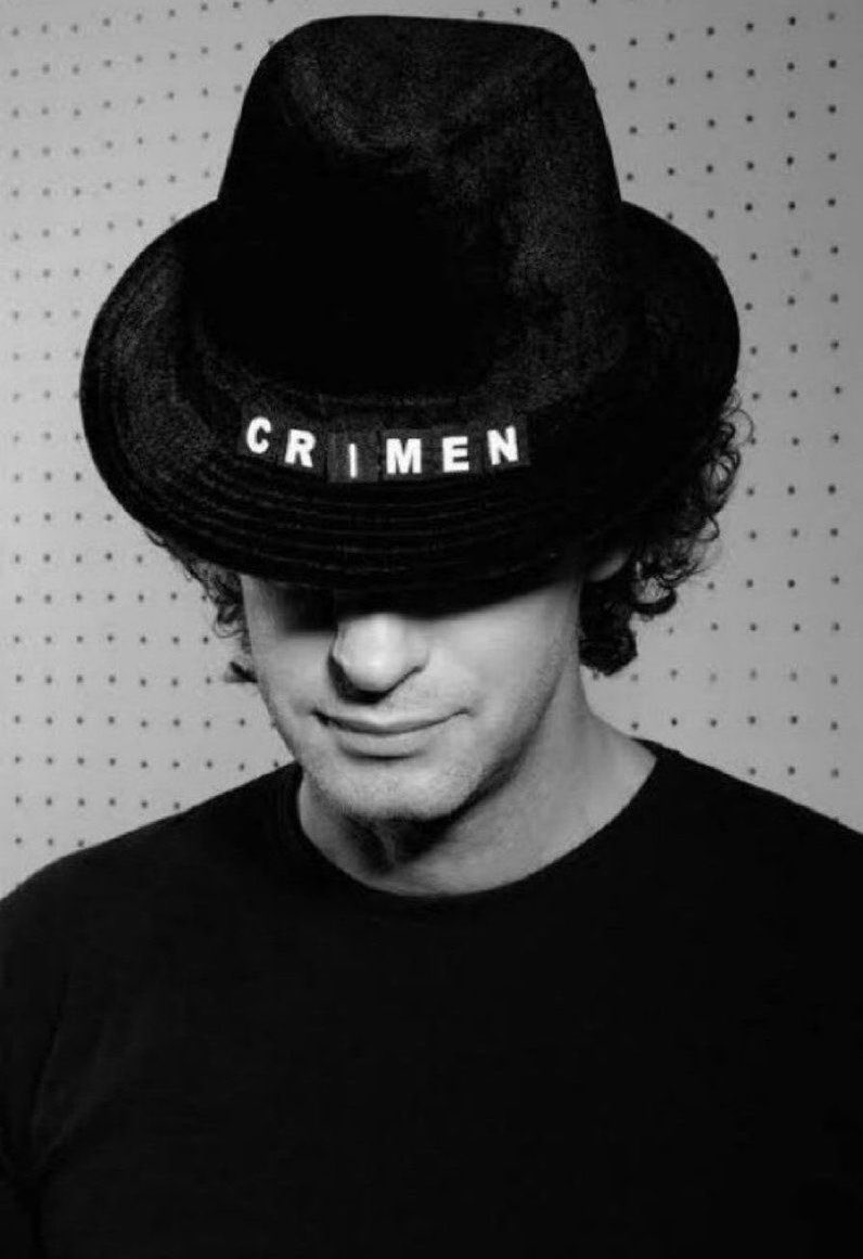 qrpress_'s tweet photo. Gustavo Cerati - Soda Stereo #CeratiEterno https://t.co/cjbWVBok14