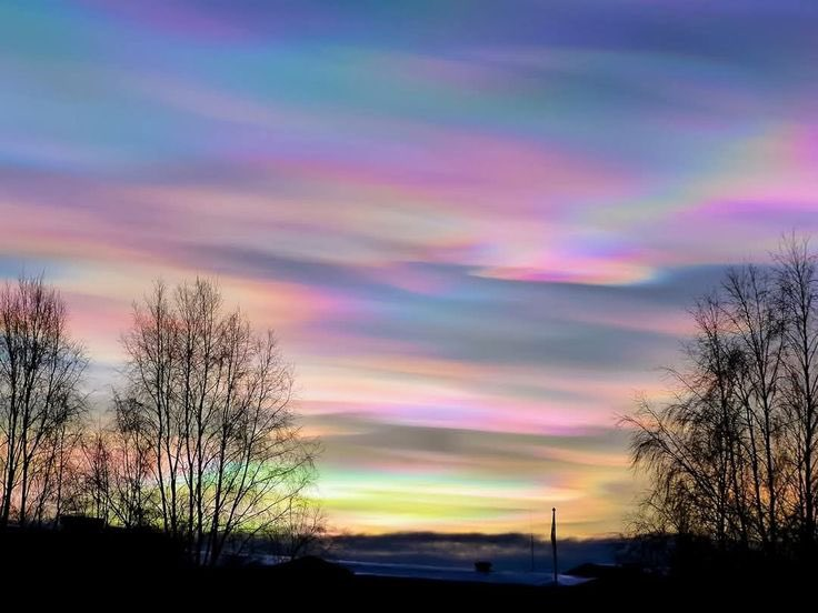 calmlivng's tweet photo. colorful sky https://t.co/kficQIy7AB