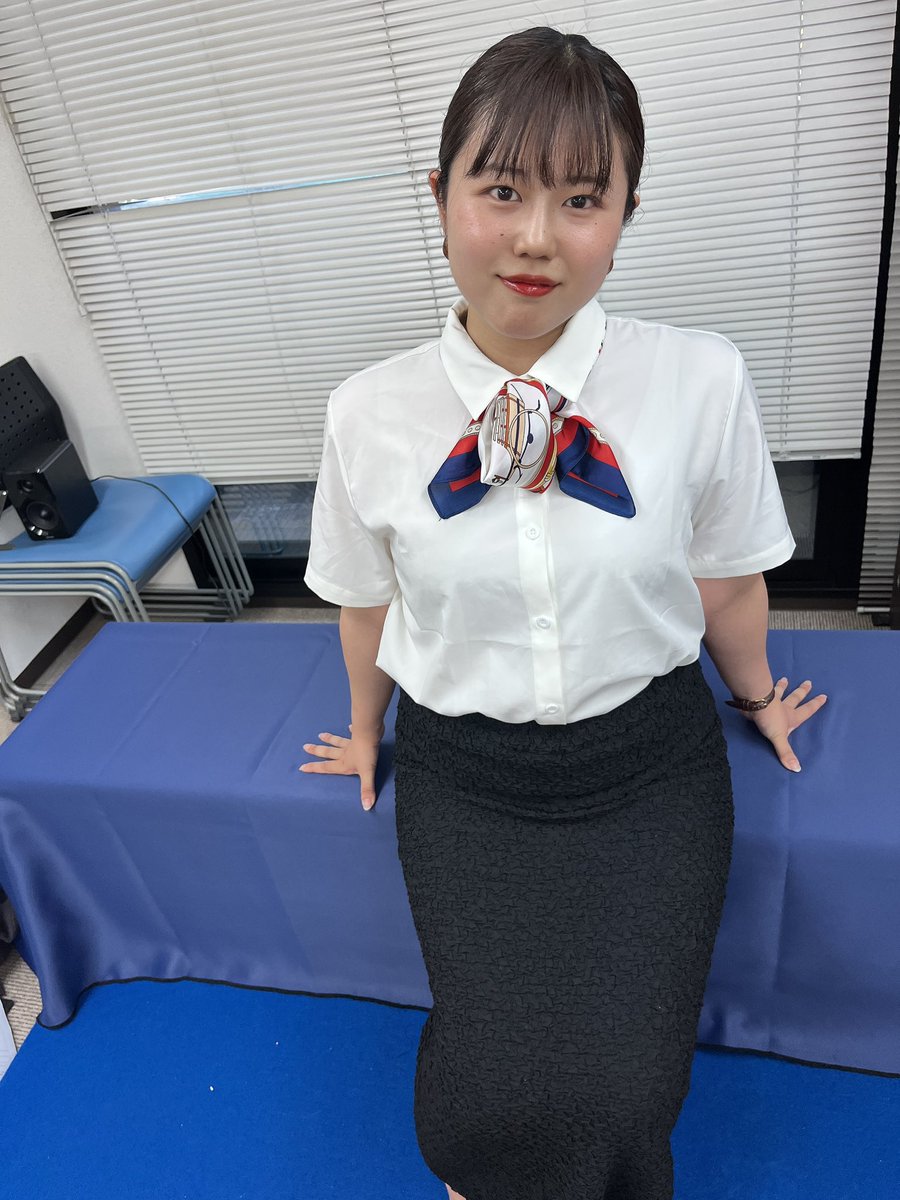 shiori_sawatari's tweet photo. 本日イベント初日です！
私は出演はしませんので受付におります💁‍♀️
いい一日になりますよう✨ https://t.co/ypw0w6WVgv