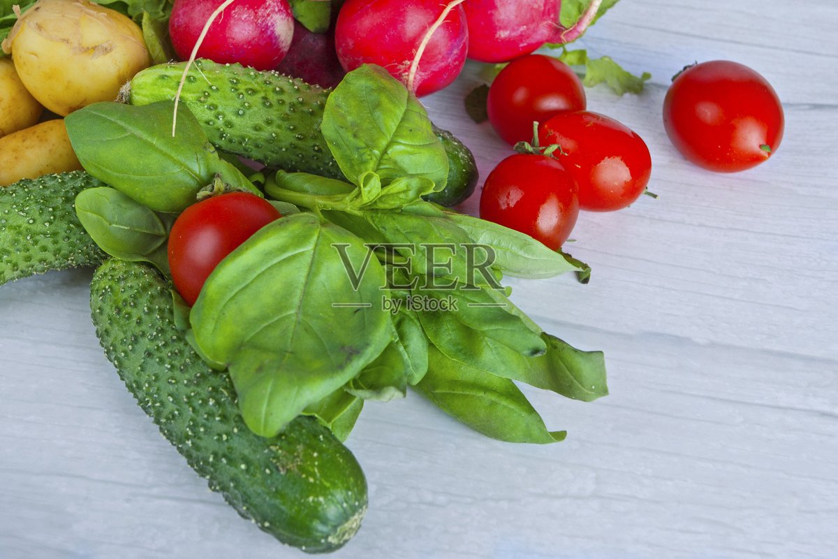 JackBaratity's tweet photo. [Just tried the sweetest, juiciest cherry tomatoes from local small farms—bursting with natural sugar, no weird aftertaste! A total win for quick salads or snacking ] https://t.co/DvHrX2zRk2