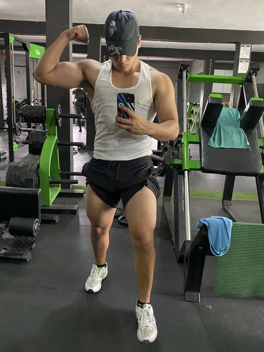 Youngman1806's tweet photo. Gym https://t.co/DA2EbqcYgS