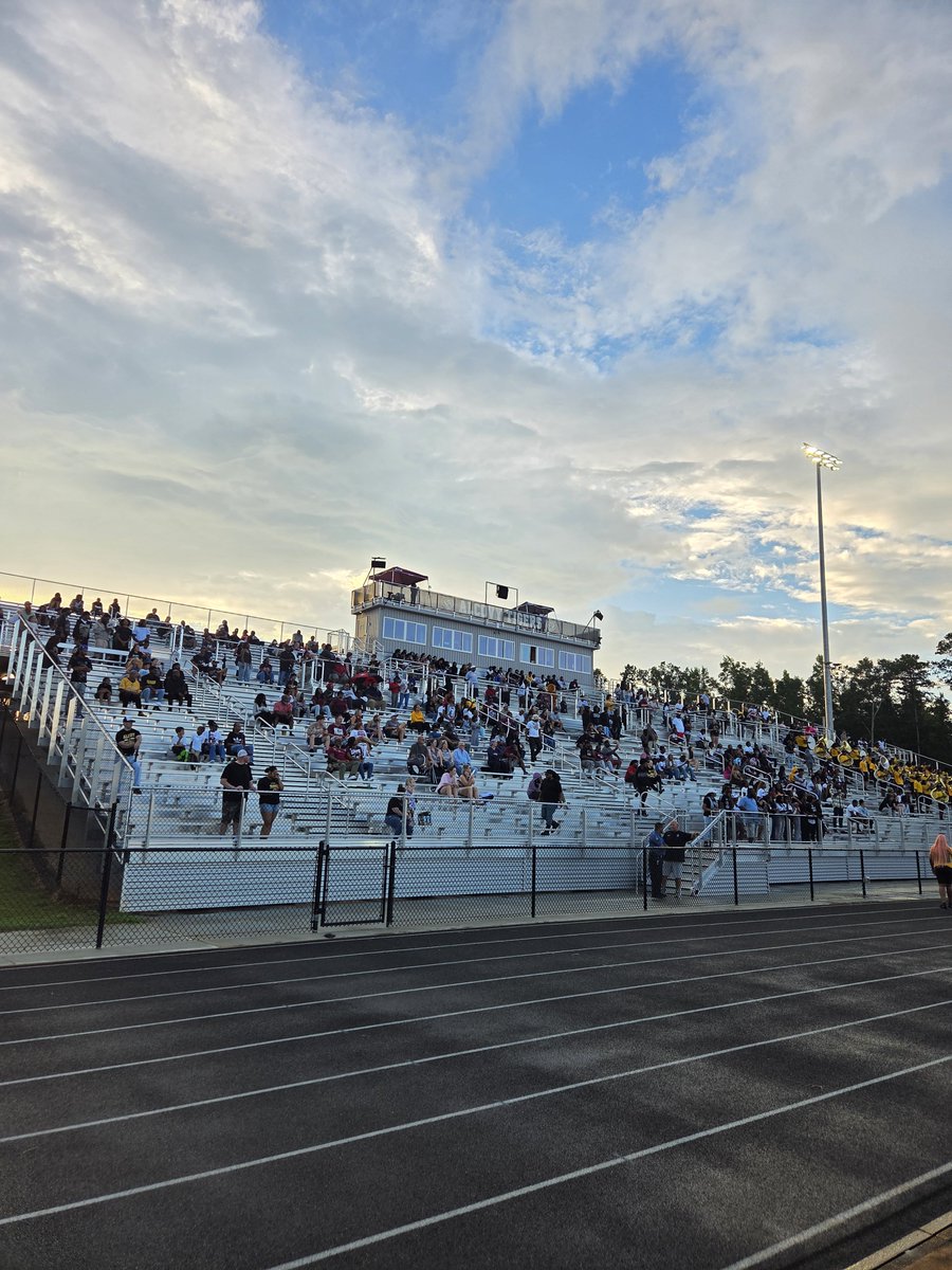 Coach_CGreen's tweet photo. Great atmosphere tonight as @AlcovyFootball hosted their scrimmage in their new stadium. New Era under @CoachDixonTyme4 
@shannonjbuff @NewtonSupt https://t.co/POEFMIg9Bh