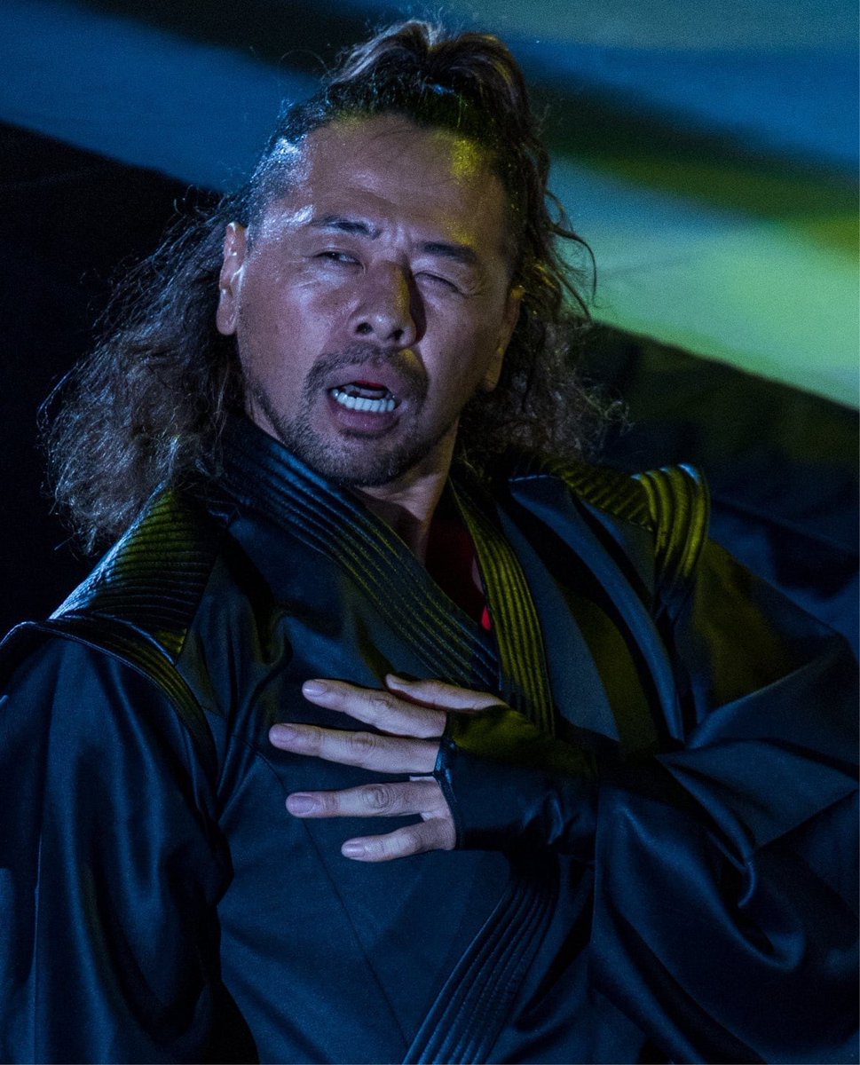 FadeAwayMedia's tweet photo. SHINSUKE NAKAMURA IS ABOUT TO DEBUT A NEW FACTION ON SMACKDOWN

WHO IS GOING TO JOIN IT??? 

#Smackdown https://t.co/xP42285qDC