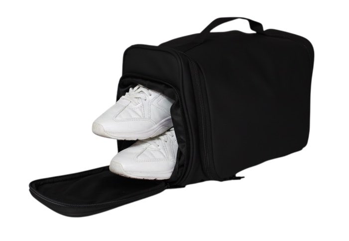 thegobeebag's tweet photo. Your shoes deserve their own space.

Ever packed your shoes with your clothes… and then everything comes out smelling like your shoes?

That’s why gobee has a separate shoe compartment to help keep your shoes away from your clothes. 

Get yours today at https://t.co/w4T01swuYl https://t.co/jTkFVywKLx