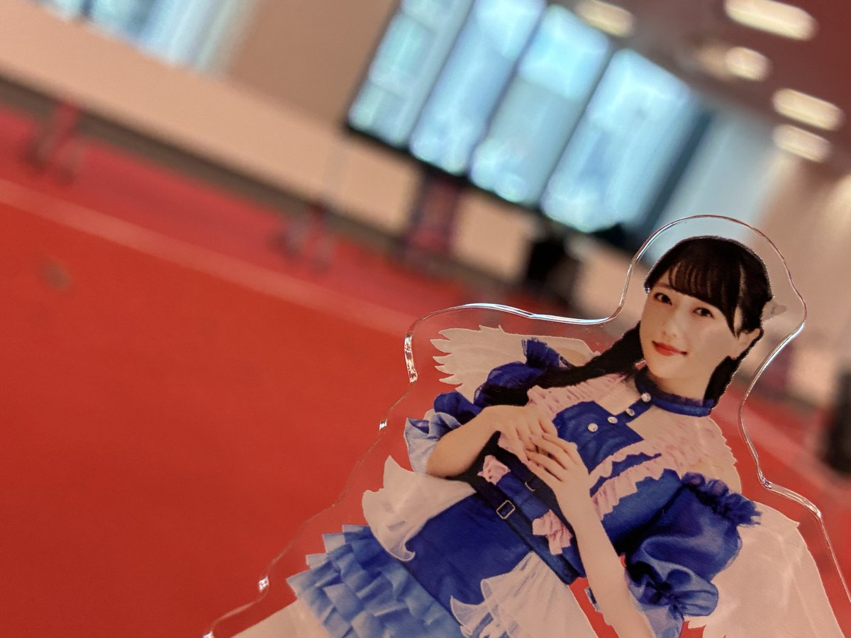DIenA74643761's tweet photo. 東京リリイベ初参戦！
メンバーが来るまでは写真撮影OKとのことです！ https://t.co/Ms0kDcxlHJ