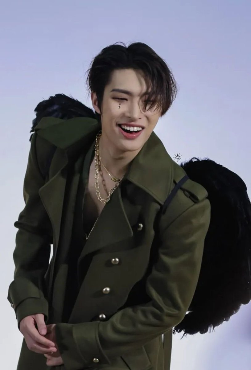 pinkgiholic's tweet photo. angel ming https://t.co/oc3JRclp6T