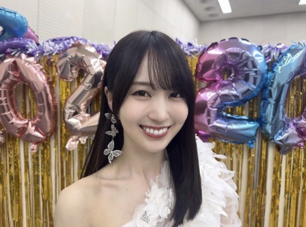 AwiSoldot's tweet photo. ハッピーバースデー🎂🎉
 #賀喜遥香生誕祭
#賀喜遥香
#乃木坂46 https://t.co/07lZCwYdgb