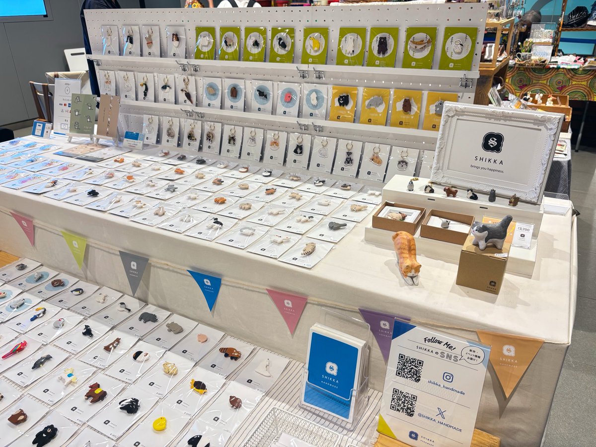 SHIKKA_HANDMADE's tweet photo. 本日11時から『雑貨マーケット Bonheur  Petit』オープンします！ステキなモノが集まる2日間。ぜひお立ち寄りください🍉

2026/8/8（土）-9（日）　
11:00〜19:00 ※最終日18:00
チカホ北3条交差点広場（西）

#Bonheur #ボヌールプチ #雑貨マーケットボヌール #ブローチ #どうぶつ https://t.co/7LLZN6fsBY