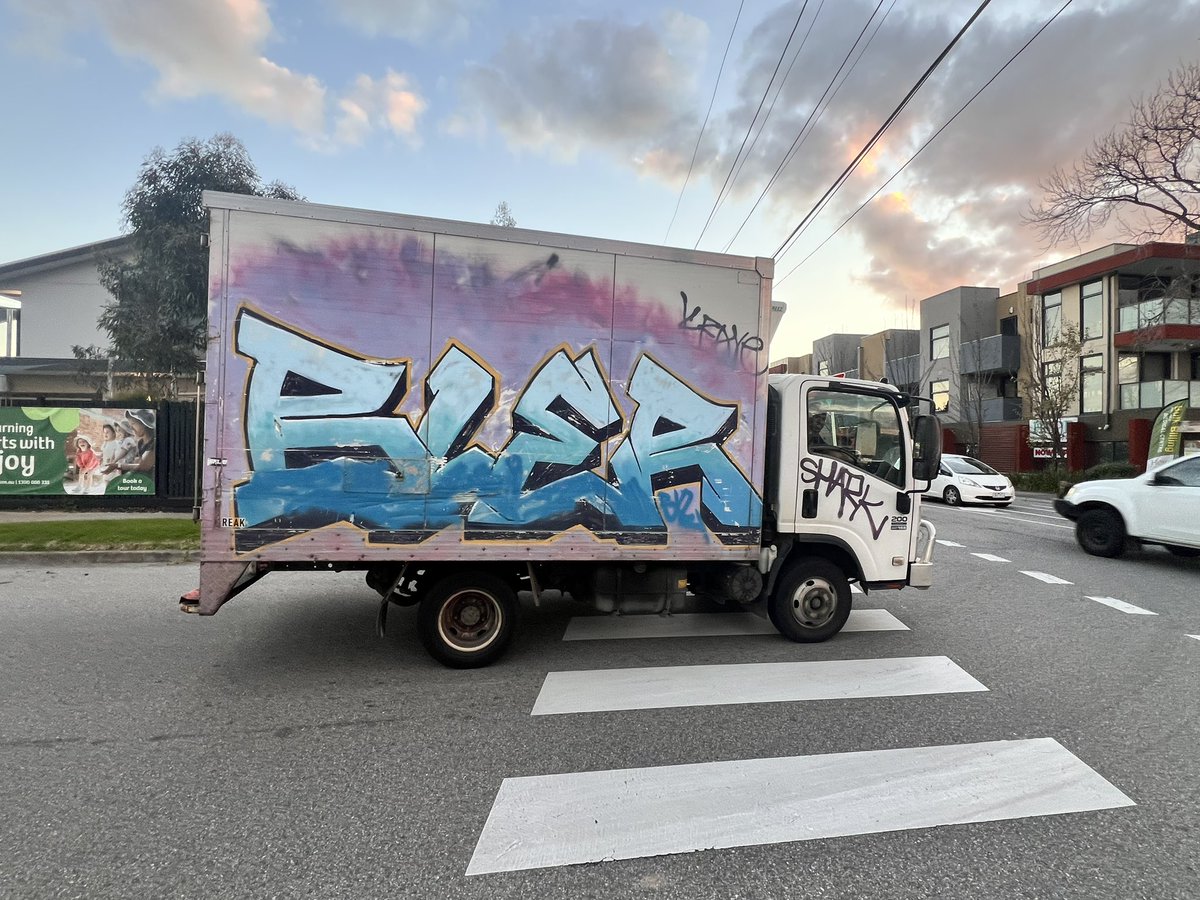 LanzMarja's tweet photo. One for Charlie on the road home as he thinks spectating is fun but the kids love him as all and yes Charlie!

Darwinism!

#Xpsychyourselfup #skatesboardscootersbikes https://t.co/GOPL8qC91n