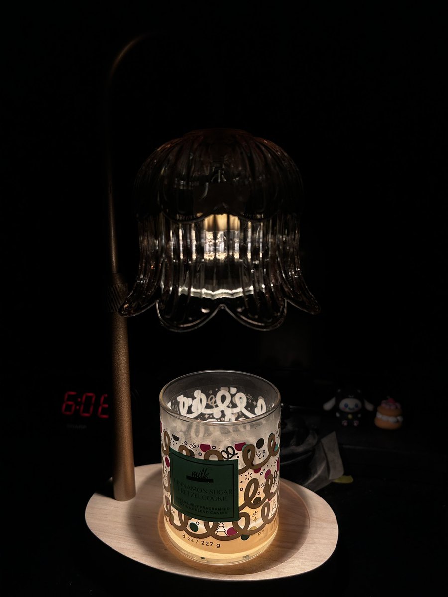 softyooz's tweet photo. my candle warmer rahhhhhh https://t.co/zmpSxr13ZJ