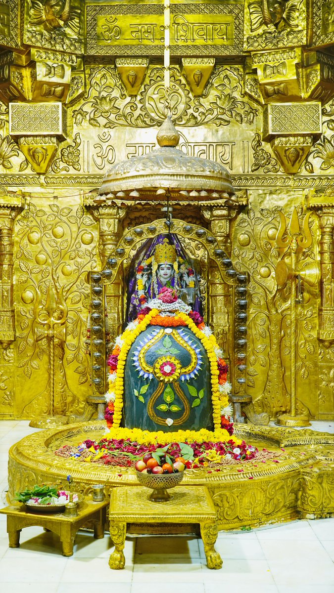 Somnath_Temple's tweet photo. श्री सोमनाथ महादेव मंदिर,
प्रथम ज्योतिर्लिंग - गुजरात (सौराष्ट्र) 
दिनांक: 08 अगस्त 2026, आषाढ़ कृष्ण दशमी - शनिवार
प्रातः श्रृंगार
082610385
#somnath #mahadev #shivji
#bhakti #somnathlivedarshan #somnathtemple #JaiSomnath #SomnathSwabhimaanParv

Whatsapp Channel Daily Darshan https://t.co/sndKP0fuKq
