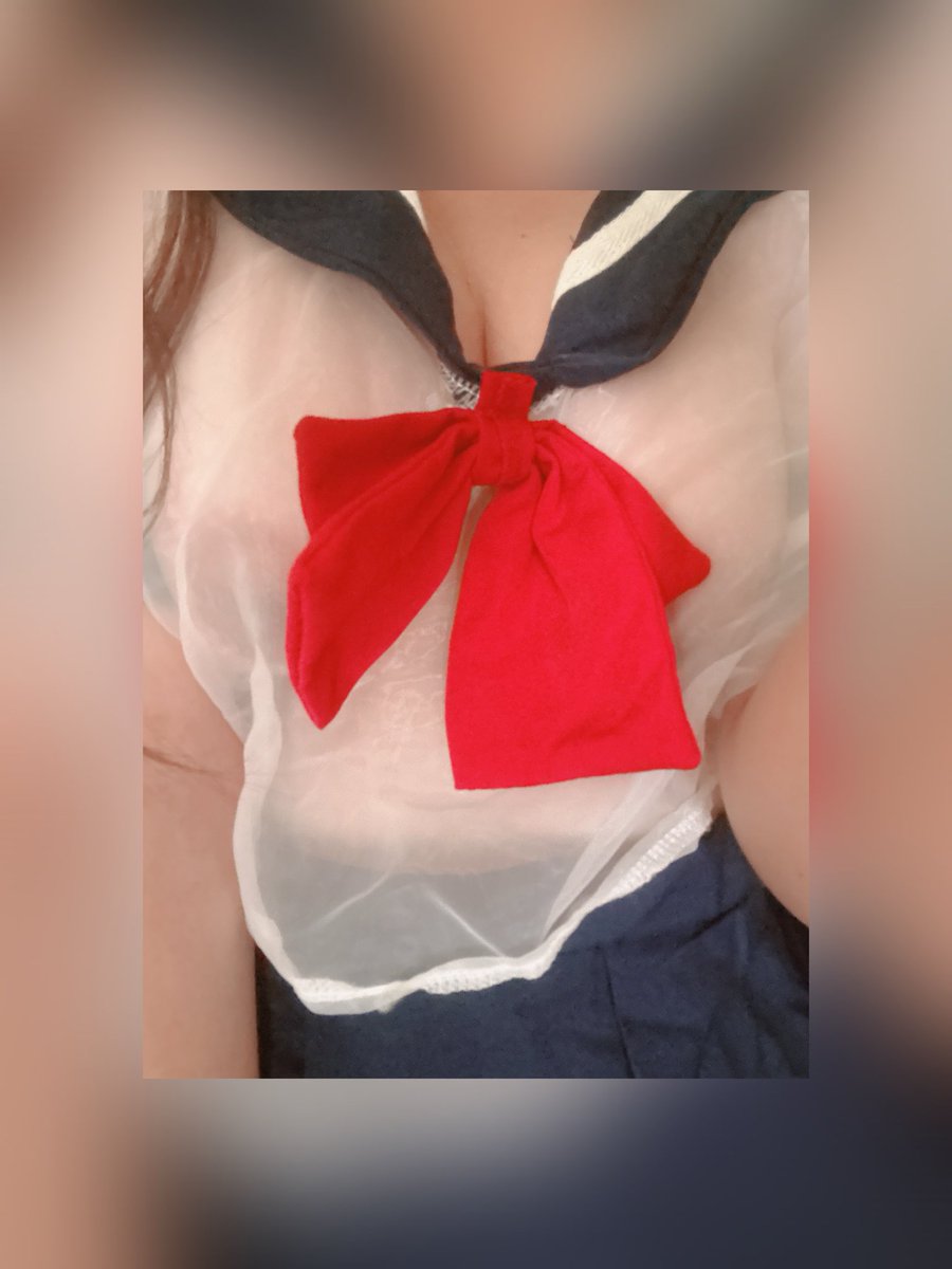 nini98311_'s tweet photo. 學生制服，就是不太會穿有人可以教我嗎👾
今天晚上7.後都可以約
意者私訊我
👾😳 https://t.co/3Re6bYxQDj