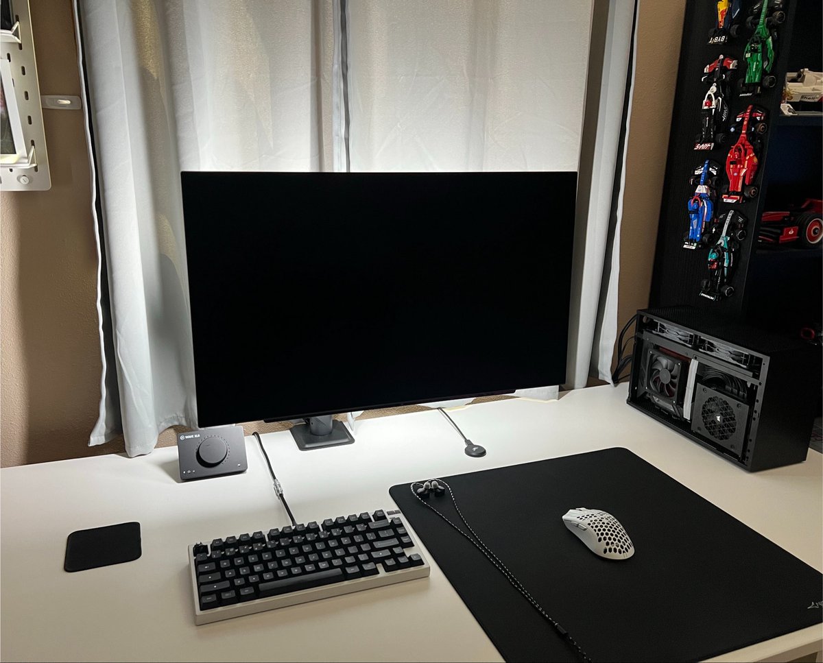 ExtraSuperEvil's tweet photo. @leoclacks @uNleashed_jp @LogitechG Good eye😉 love this board https://t.co/gOFZ8PHKMp