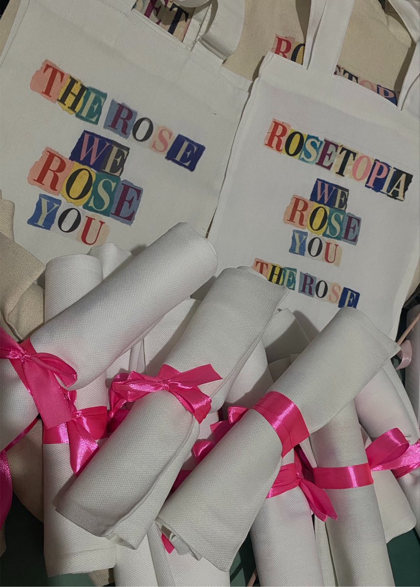 mspanie18's tweet photo. na para bang giveaways sa binyag😂 https://t.co/kL3uJvfziw