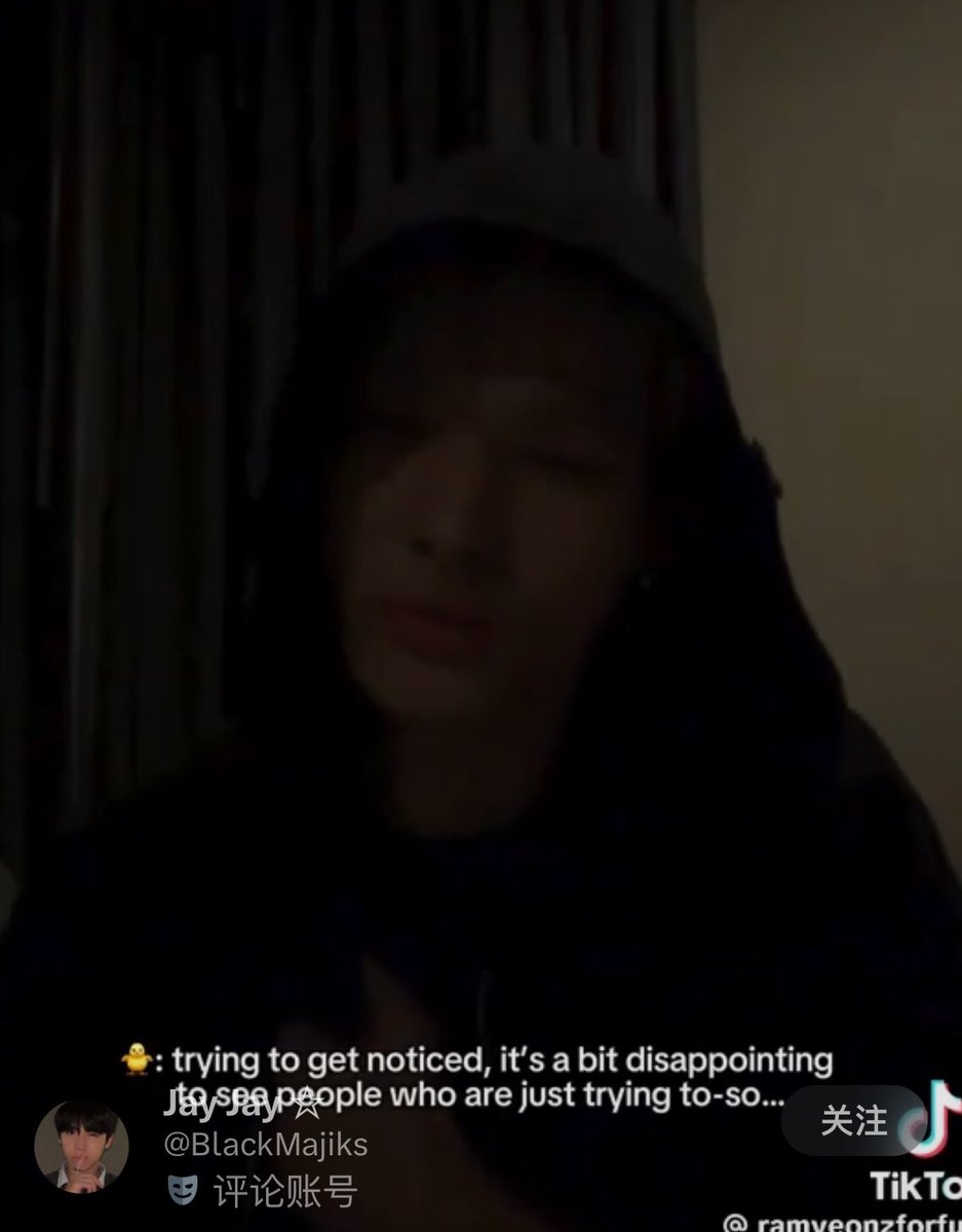 Xdtvoip's tweet photo. @niishimurass @withoonnie “What frustrates him” he’s  frustrated by fans who are taking pictures of him and not jumping around and fans who want his attention. He shouldn’t even be blaming people who paid to watch his concert, why is he telling them what to do? What’s wrong with wanting to get noticed? https://t.co/GEth7kCg6E