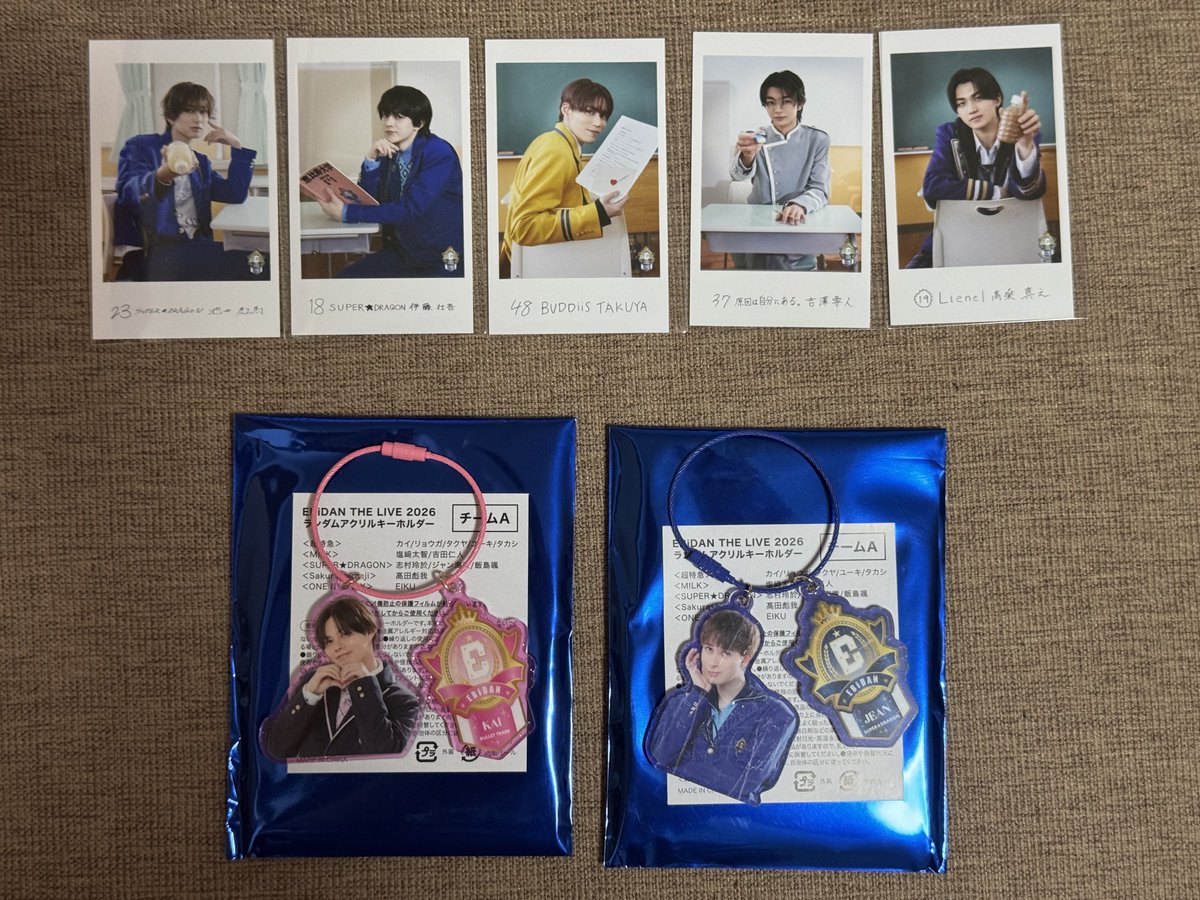 maaaa4gb's tweet photo. EBiDAN THE LIVE 2026 エビライ 交換

【譲】
(アクキー)
超特急 カイ
スパドラ ジャン海渡

(ミニフォト)
スパドラ 池田 伊藤
BUDDiiS TAKUYA
げんじぶ 吉澤
Lienel 高桑

【求】
アクキー…同種　塩﨑太智
ミニフォト…前 右　塩﨑

8/16エビライ又は郵送希望です。よろしくお願いします🙇‍♀️ https://t.co/H826OBfhpo