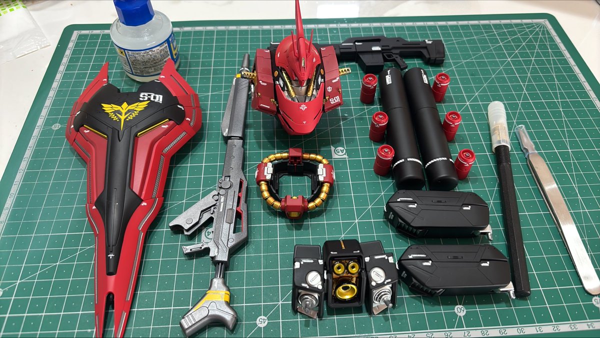 copen_coffee_'s tweet photo. ZガンダムVer.ka以来となる
の鬼門のデカール

かなり慎重にやりつつも若干やらかし有りーの大きな失敗はなくここまできました😆
後は四肢…
TOPコートまで取れないでね💦💦
サザビーVer.Ka https://t.co/qK8yIRwqxD