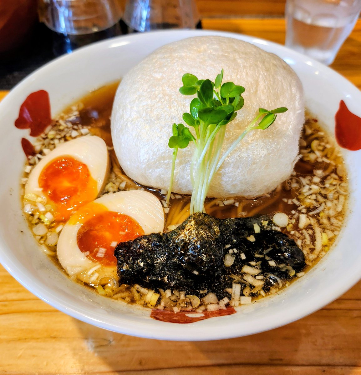 13hatecrew666's tweet photo. 支那そば やまき
｢にぼしそば+お麩｣
お麩万歳 https://t.co/AeoC1yADQs