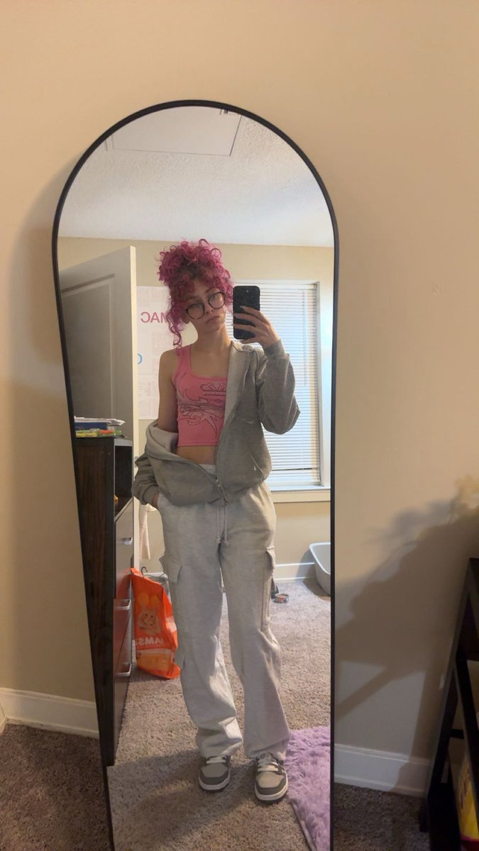 Better4Bri's tweet photo. before and after https://t.co/Y59B6mhcjT