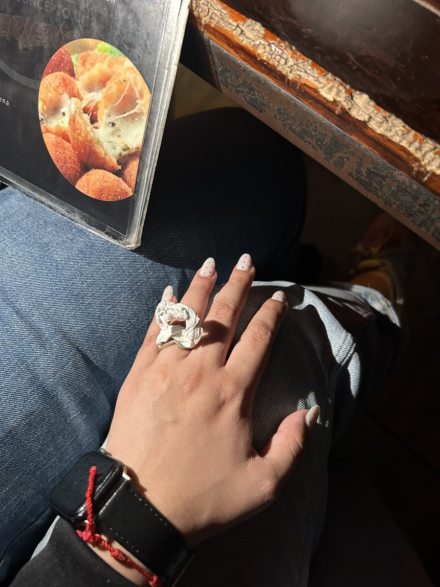 _gsrm's tweet photo. Yo: amor me quiero casar 
Mi novio en corto: https://t.co/48pJcjAau3