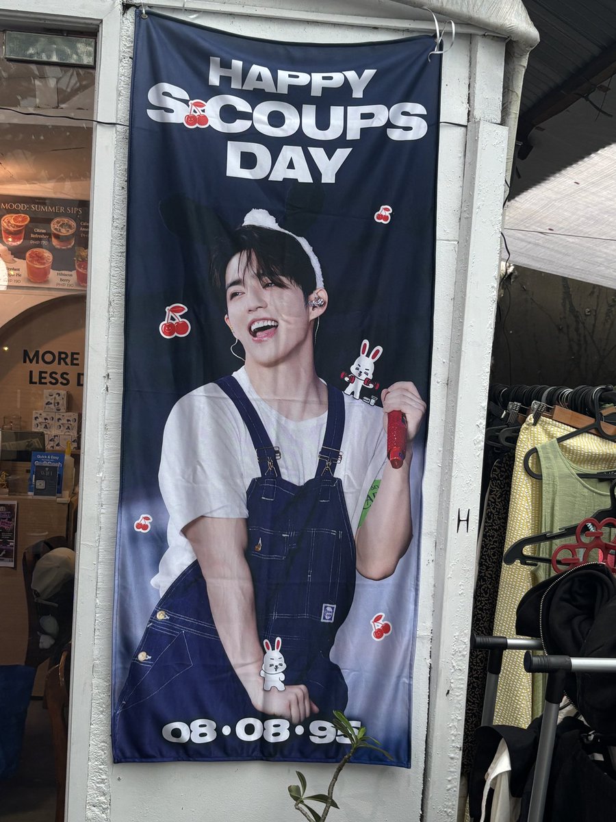 SoonyoungKwon3's tweet photo. We are here from 11AM-5PM!!
Please stay safe and dry🫶
📍Mood:Coffee Q.C
#FORYOUSCOUPS #SCOUPS #SEVENTEEN https://t.co/0qp0vsHKEt