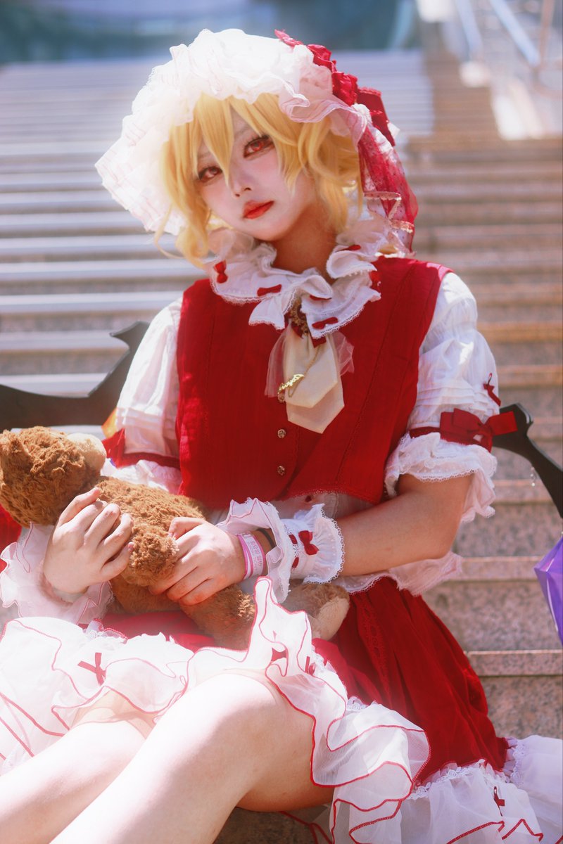 populim295033's tweet photo. #東方Projectㅤㅤㅤㅤ
ねぇ、遊びましょ？ https://t.co/5raECH0lbi