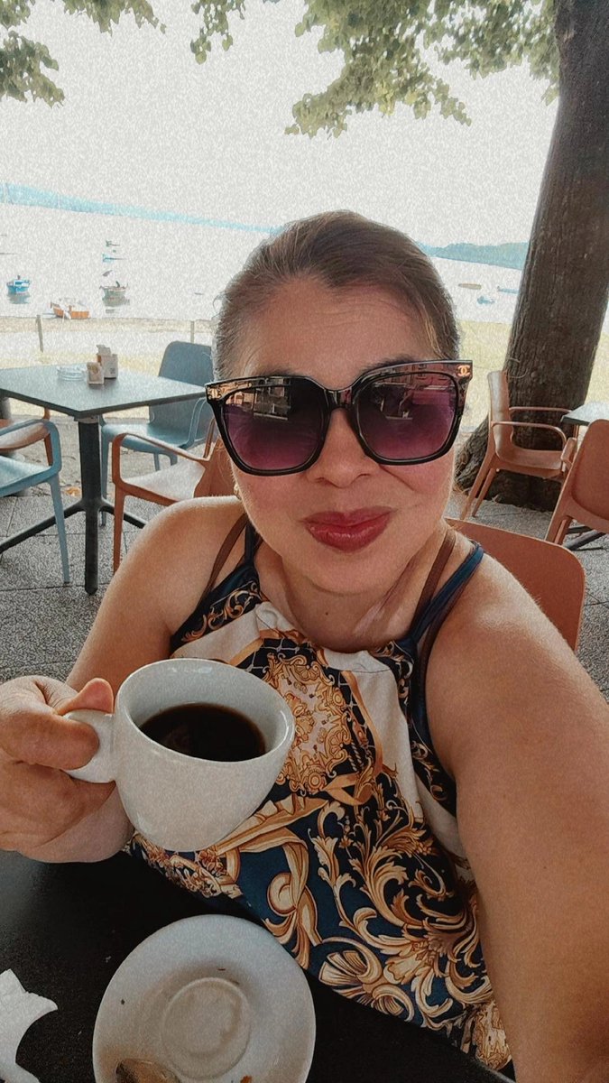 SonoPaty's tweet photo. Siamo i padroni della nostra vita, del nostro tempo, dei nostri momenti, siamo anche responsabili della felicità, perciò scegli bene cosa fare con quello che hai in mano.
#BuongiornoVita #anGera #MomentiInFamiglia https://t.co/gBkbYmezxi