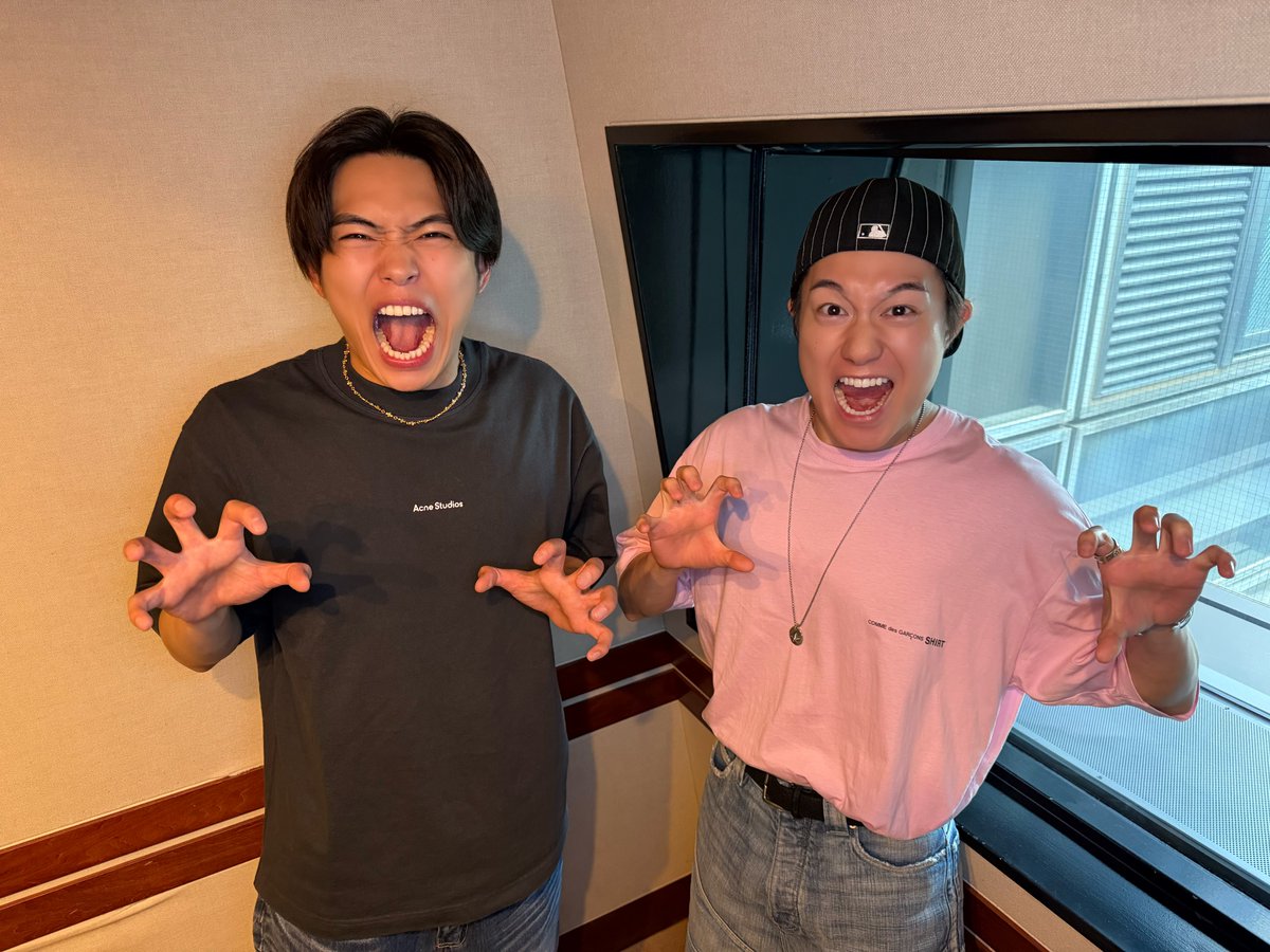 7mpickup_tfm's tweet photo. 今日の担当：椿泰我＆影山拓也🧡❤

「IMP.の #IMPickup」今日も放送！📡
8月10日、今日はなんの日でしょう？？

#椿泰我 #影山拓也 がピックアップ☑️
今日は百獣の王こと、あの動物の日🦁

📻https://t.co/LTuqDJHTna

#IMP. @_7mp_official_ #TOKYOFM #JFN https://t.co/Qg5ke0KT0Y