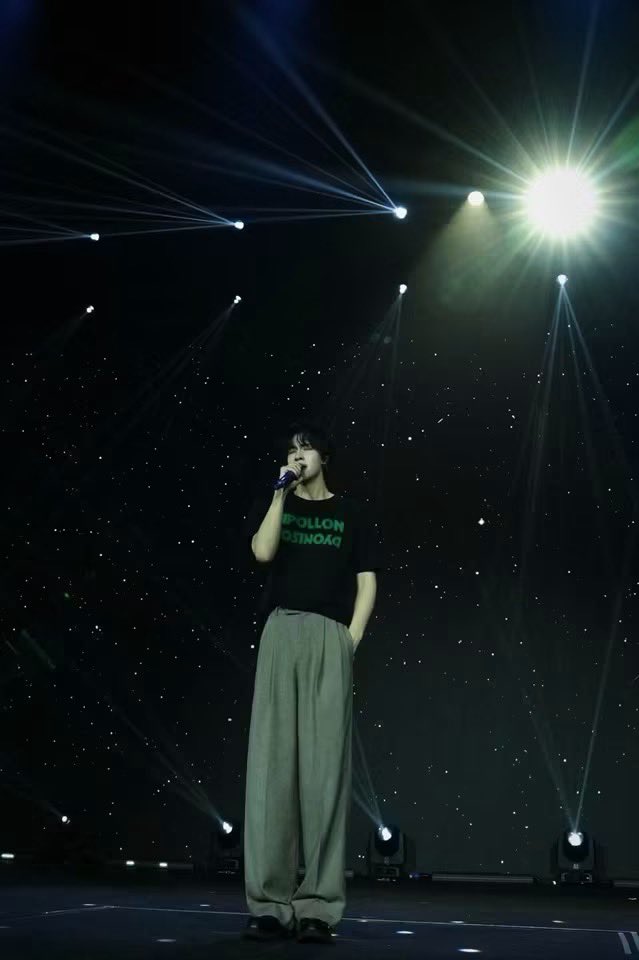 SteveDaniel9704's tweet photo. ZhanXuan × Weibo Gala
Thailand, this is your sign to tune in. 

#ZhanXuanWeiboGala2026
#WeiboGala2026xSiamParagon https://t.co/fINPnH4kFs