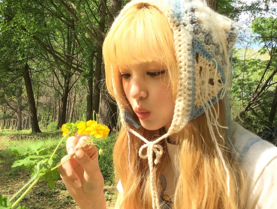 yuhapost's tweet photo. instagram update #yuha ♡ https://t.co/KIW9rbuwti