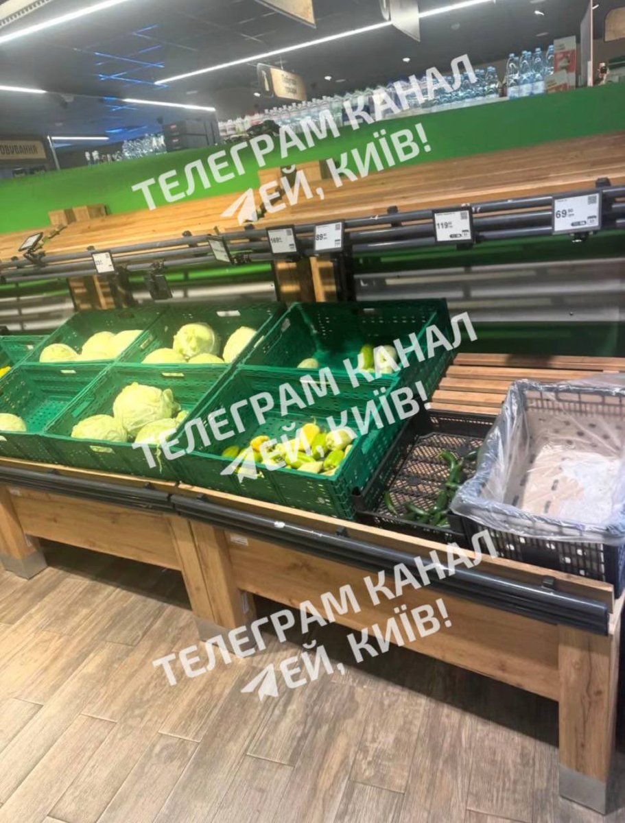 GabeZZOZZ's tweet photo. Ukrainians report shortages of food and essential goods in stores across Ukraine after massive Russian strikes on warehouses. They claim the situation will not improve but will get significantly worse.

I mean, what the hell were they thinking? https://t.co/u5VJqzajnL