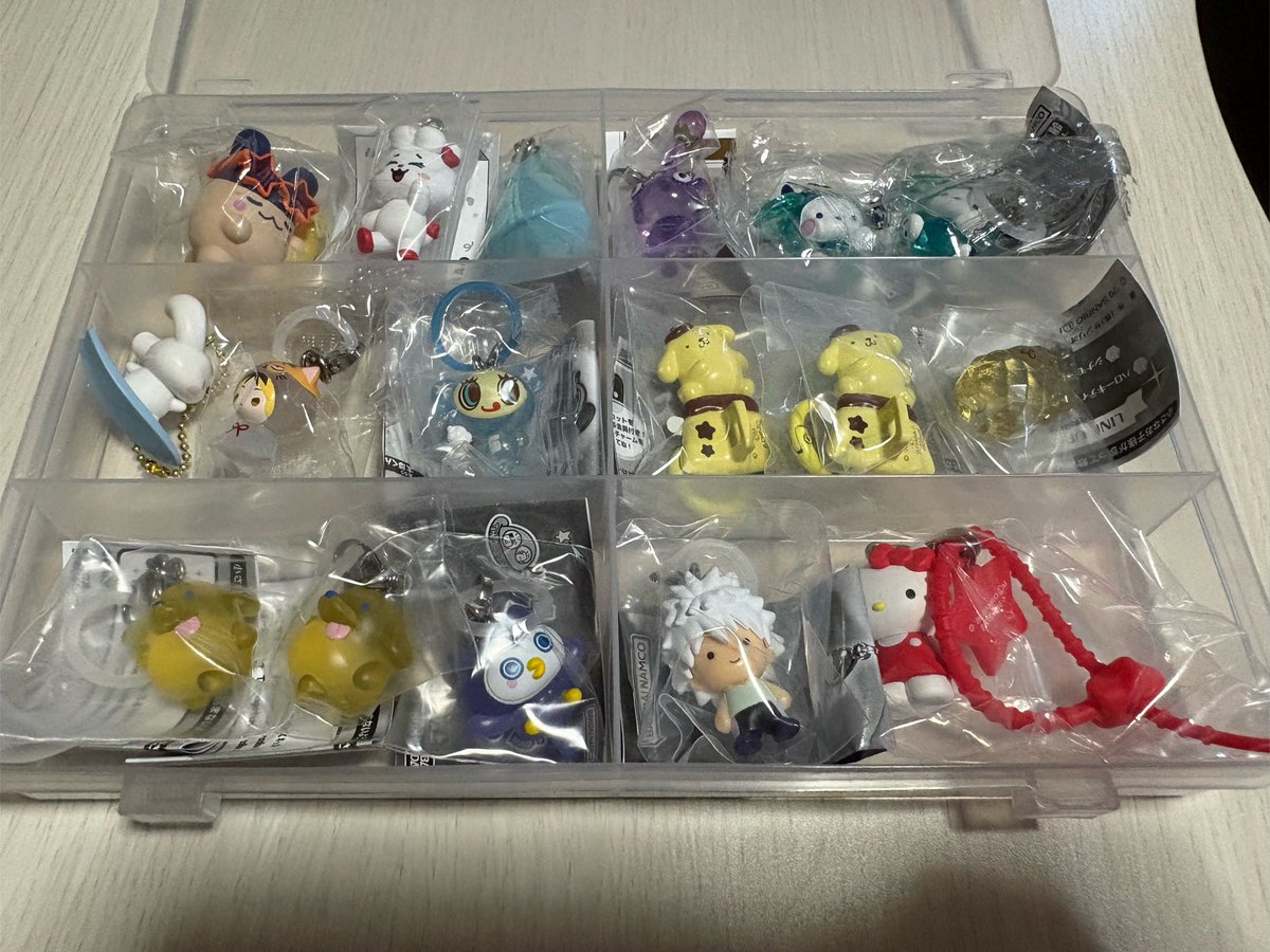 taenukimasu's tweet photo. 譲渡 買取 交換 ガチャ めじるしアクセサリー サンリオ たまごっち 鬼滅の刃

譲)1,2枚目

求)定価＋送料
　　めじるしまめっち、いるかっち
　　めじるし五条悟

1枚目1点につき2枚目2点、
合わせて買取いただける方、
纏めての方優先いたします。

お気軽にご連絡ください☺️ https://t.co/xw9MNASOXe