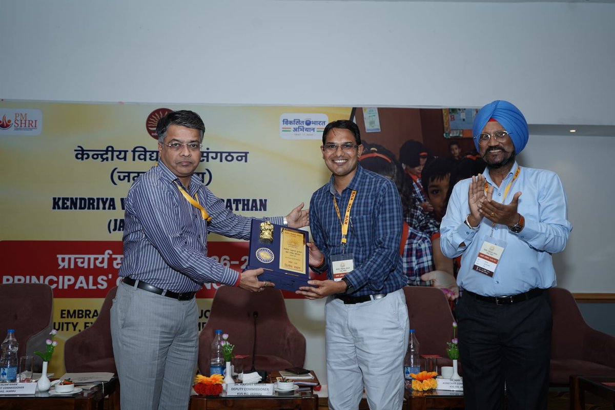 KBantalab's tweet photo. A Proud Moment for PM SHRI KV GC CRPF Bantalab! 
 1st Position among 3 and more Section KVs in Class X
 Best VP/In-charge Principal Award for outstanding contribution to regional activities and academic excellence.
A celebration of excellence &amp; leadership! 
@KVS_HQ 
@kvsrojammu https://t.co/rsltCt80Nk