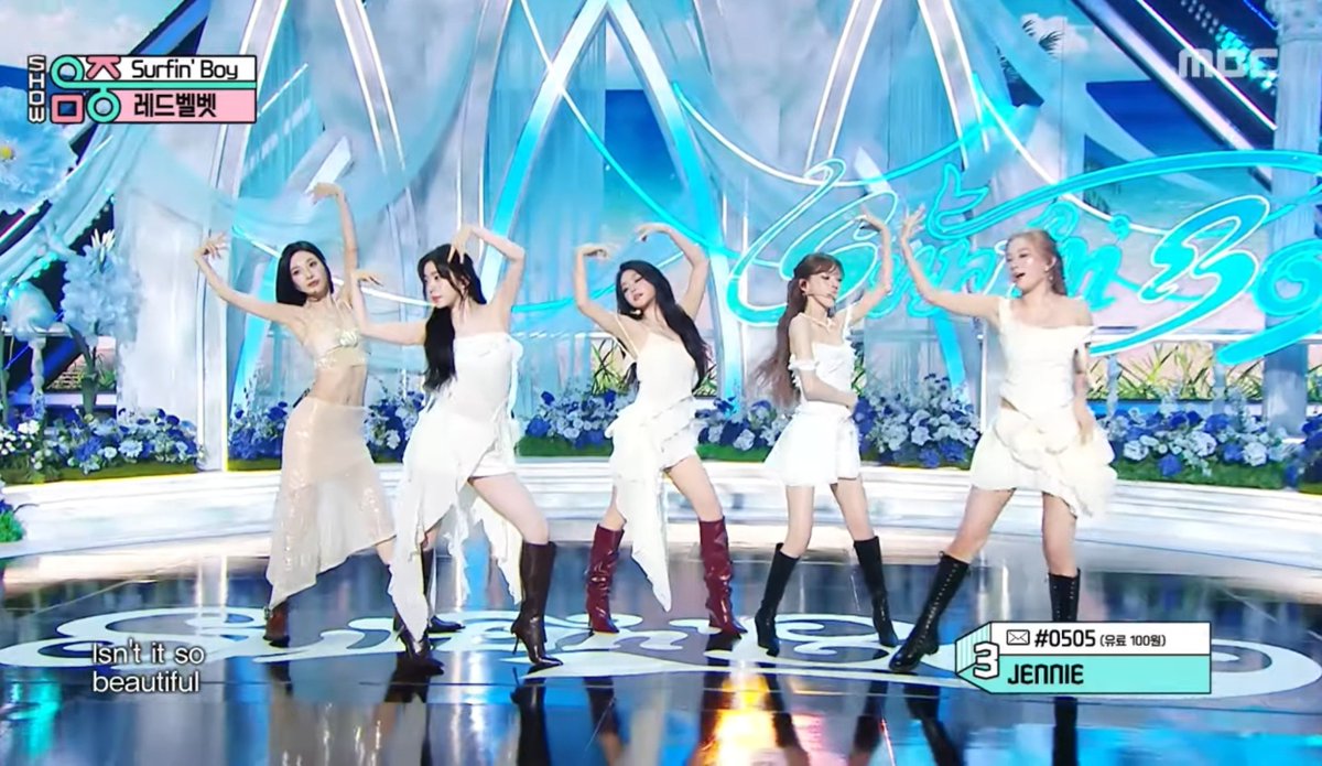 gorgeousyeri's tweet photo. for me this is the rv's best styling ever! like everyone just look so beautiful!

when i asked for mature rv concept no matter red or velvet concept this is what i meant!!! i love this era so much! https://t.co/v8QawJdFhT