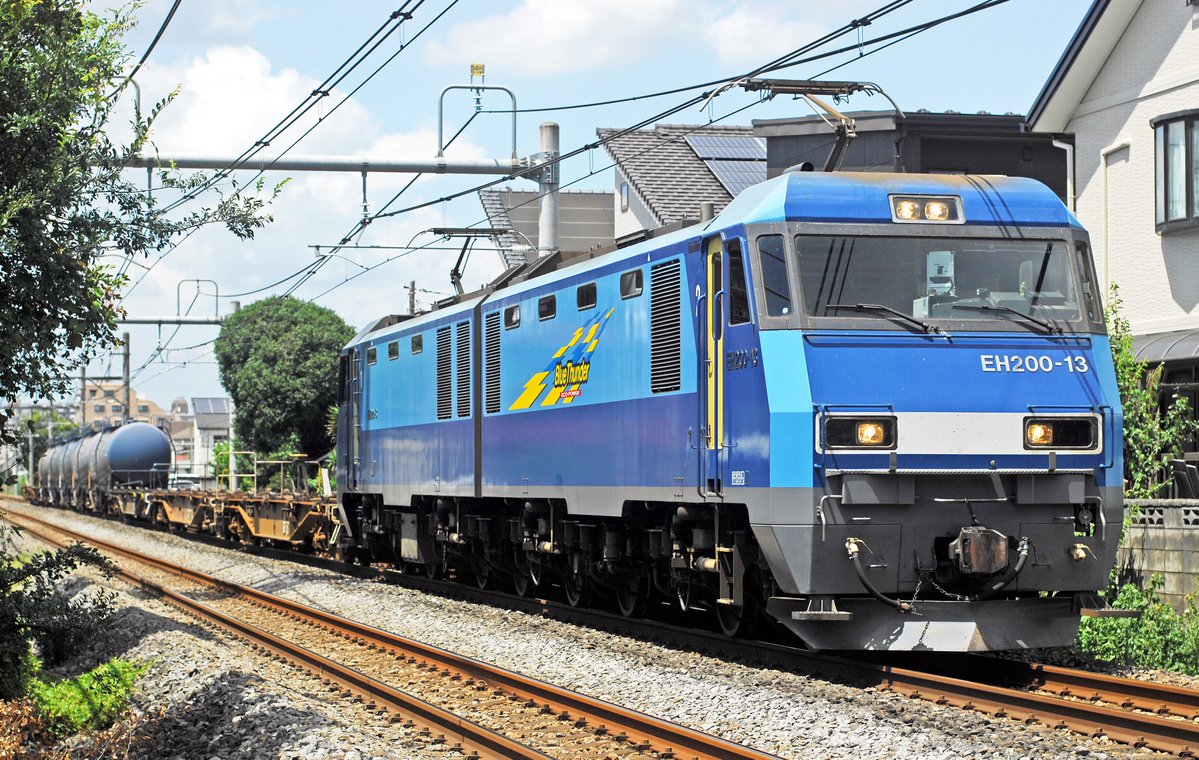 yankey_can's tweet photo. 2026.08.08
3097レ：EF210-120+コキ18車
8764レ：EH200-13+コキ3車+タキ5車+コキ2車
8765レ：EF210-351+タキ6車
@高崎線・DATA：1/1600s  F4  +0.7EV  ISO100 https://t.co/vUjdFxfg6G