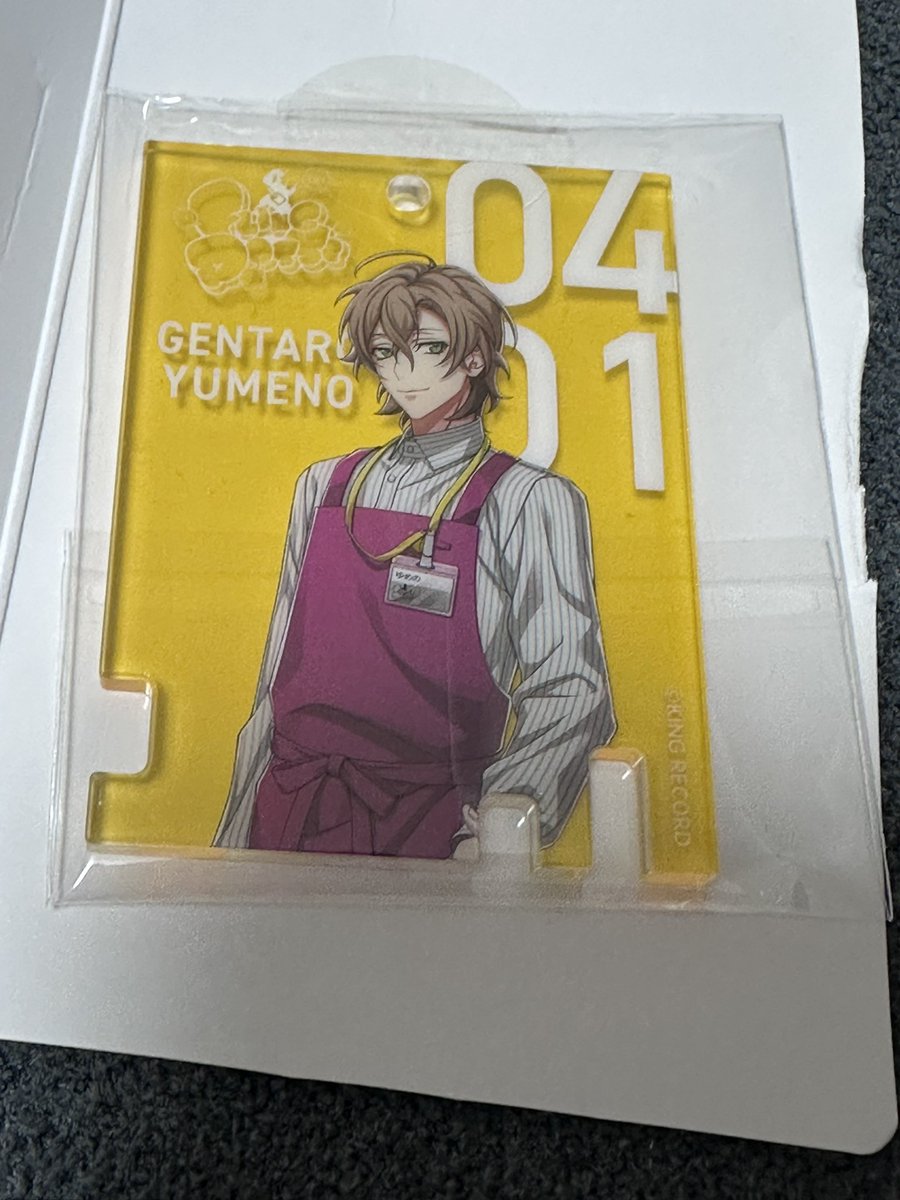 kotorix5's tweet photo. 今日イオンで買ってきたものたち！！ポテトとギョニソは近場のイオン系スーパーで買うことにしたのでこんな感じ。ティッシュ系は家族いると普通に使うのでもう何箱か買ってもよかったな。エプロンは元々欲しかったけど、ポーチは見たら欲しくなって、つい買ってしまいました。
バスパウダーは幻太郎！ https://t.co/iuMkWPYMn2