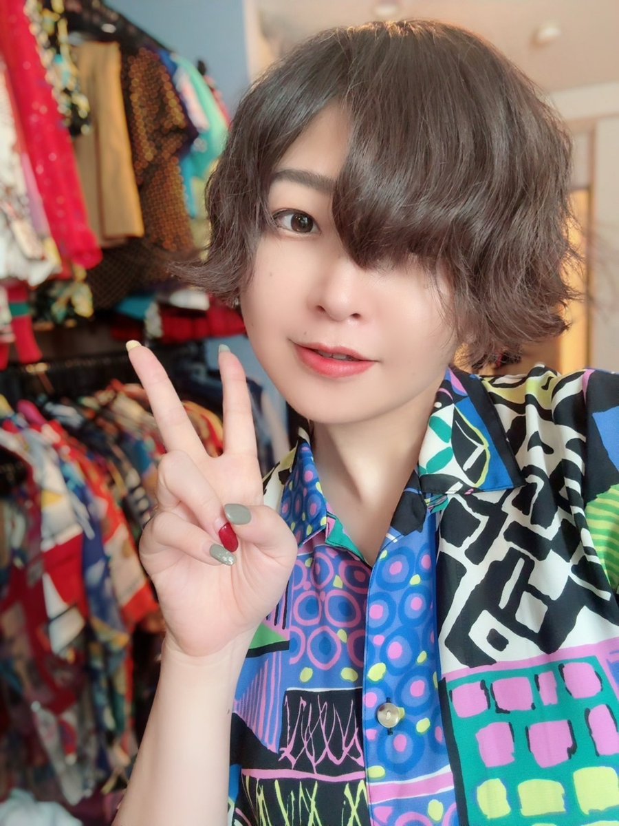 mo_kijitora's tweet photo. やっほーきじとらオープンだよ🐈
ひよりと一緒！一緒に歌ったり喋ったりしよ〜！今日は猫ポイントある！思いつくようで思いつかないような、、

お待ちしてます💃✨ https://t.co/M4shDzOp7d