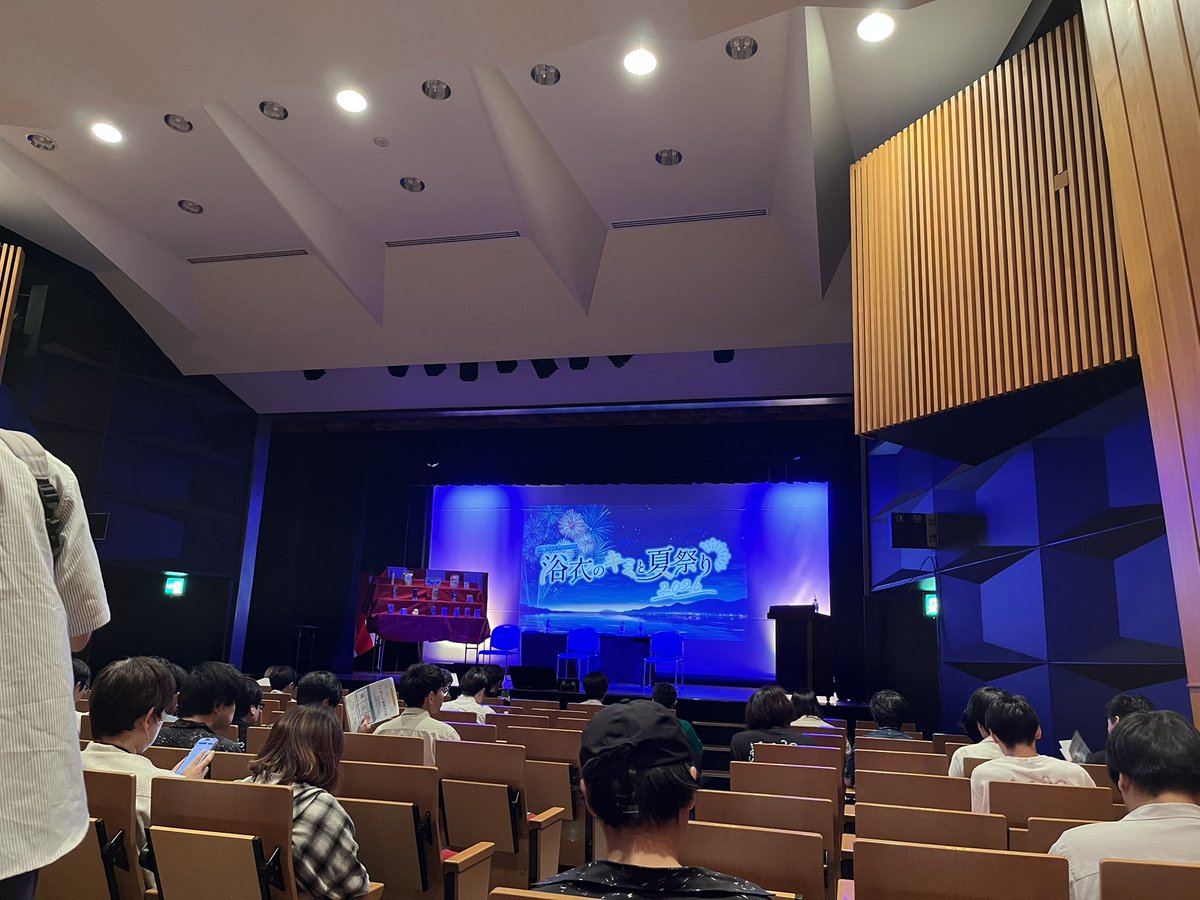 kikueeeeeee's tweet photo. #本日の声優現場
#会いに行けない女性声優 https://t.co/IAamyi2NQx
