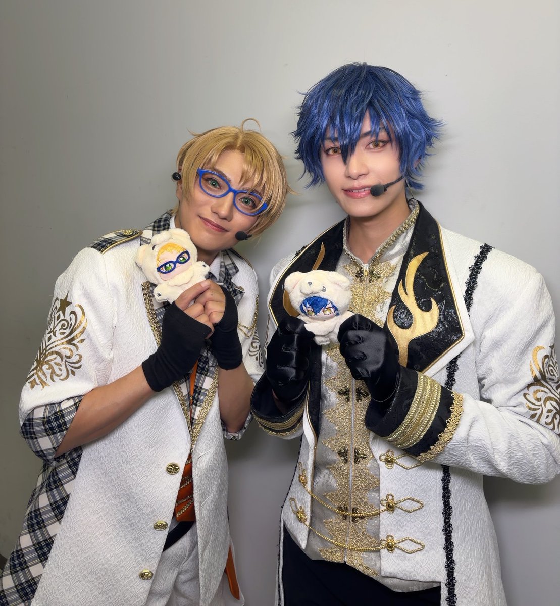 YUTA_KISHIMOTO's tweet photo. 『あんさんぶるスターズ！THE STAGE』
-10th Anniversary LIVE-

ぴあアリーナMM昼公演ありがとうございました♪

遊木さんと📸

夜公演も楽しみましょうね〜💪

#あんステ https://t.co/IctE6rC5TZ