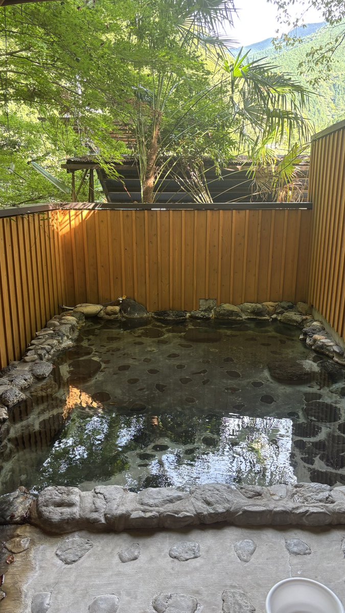 JL3ZRT's tweet photo. ハンター各局、ありがとうございました。
この後は、上湯温泉の神湯荘にてのんびり温泉に浸かります。 https://t.co/1jyYuNpdtP