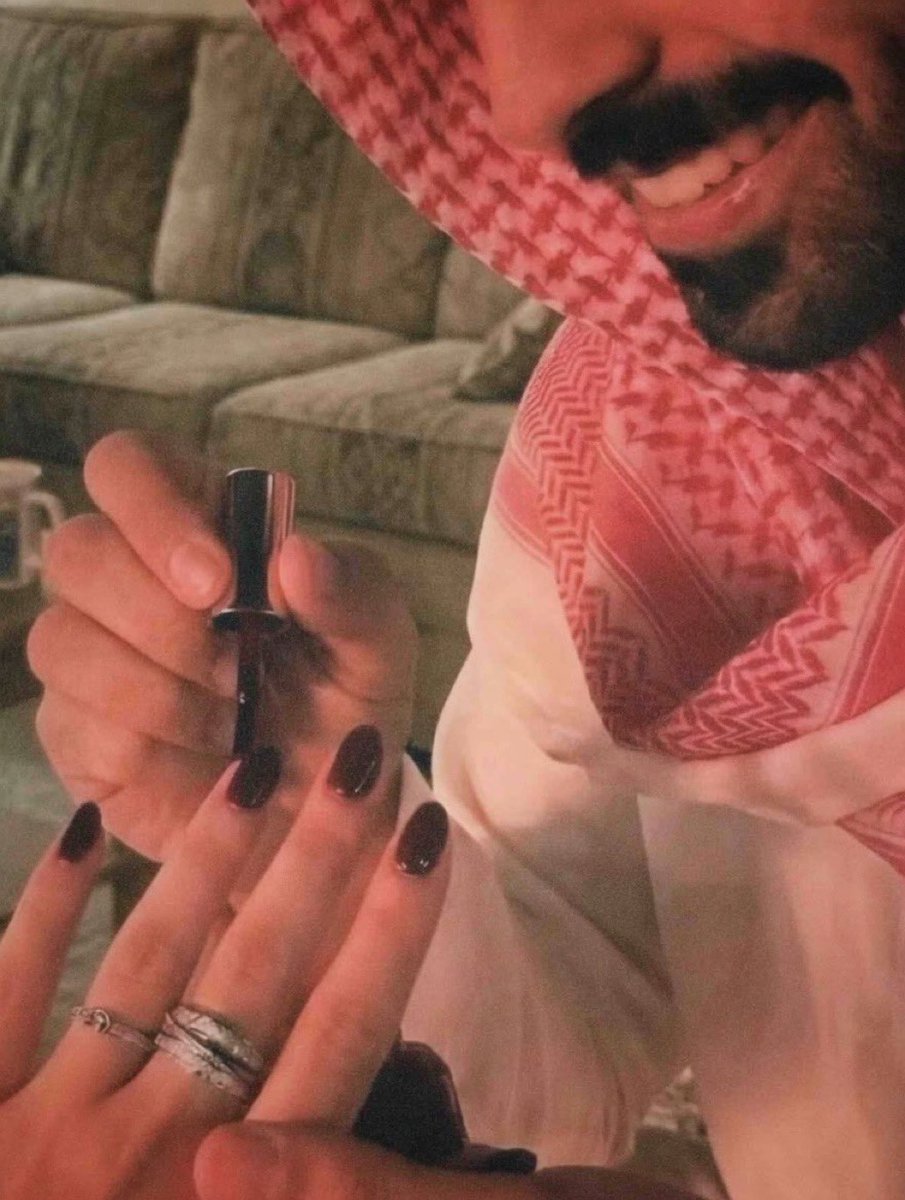 xiiui01's tweet photo. تمت اضافه لقائمه احلامي :
يحط ليا مناكير ✅ https://t.co/dQuUVeqBqC