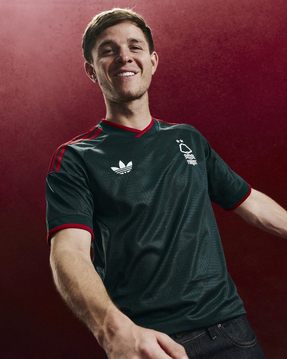 NFFC's tweet photo. The return of the trefoil. Inspired by our name. 🌳

The Forest 26/27 away kit is here.