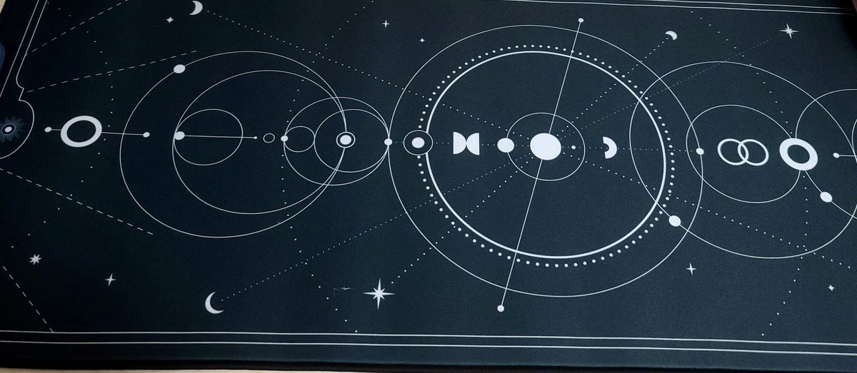 Galaxyfilament's tweet photo. 마우스패드 바꿨고
어제 찍은 별 https://t.co/c6urgoPLlZ