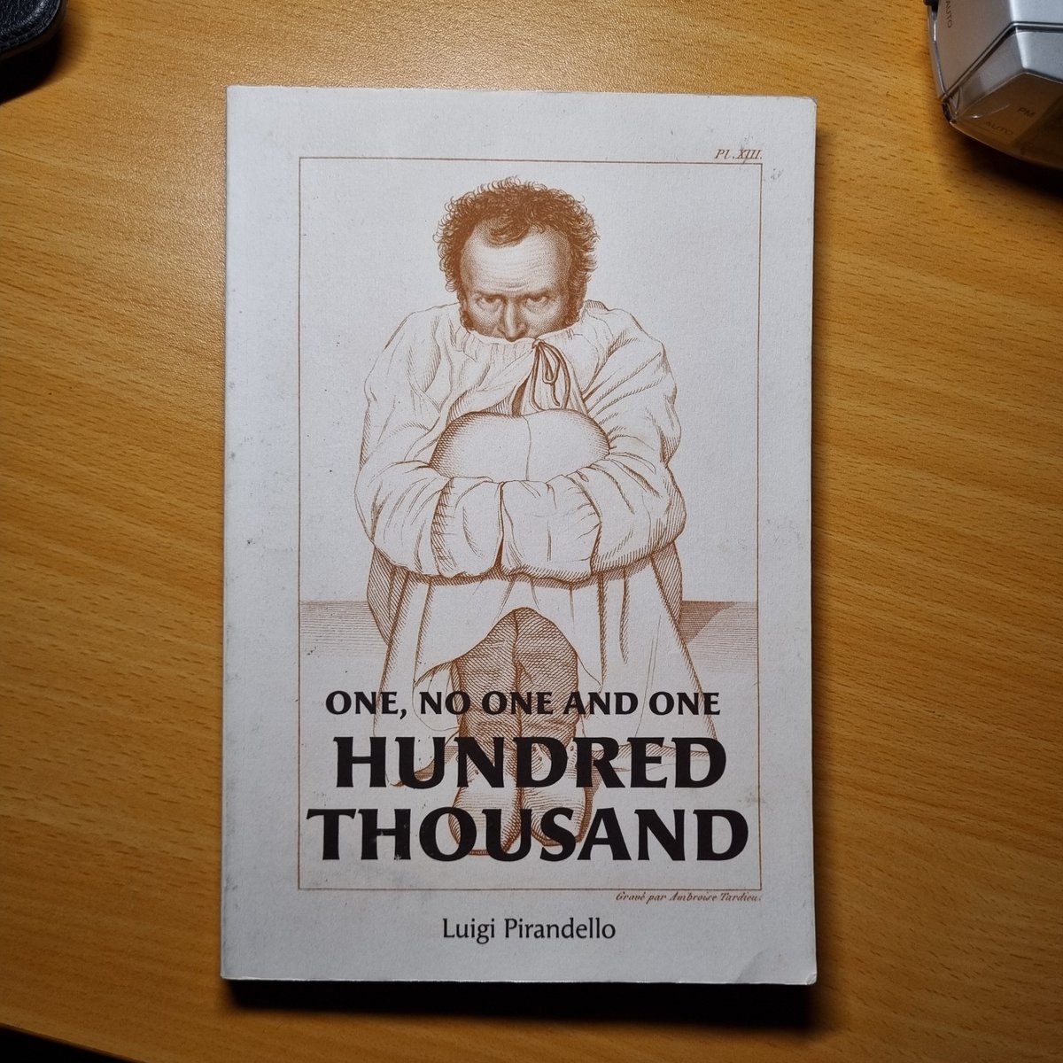 kastal__'s tweet photo. @_motherslug you might find this interesting, I have a Pirandello novel with the same illustration on the cover https://t.co/q6H8hoJXqD
