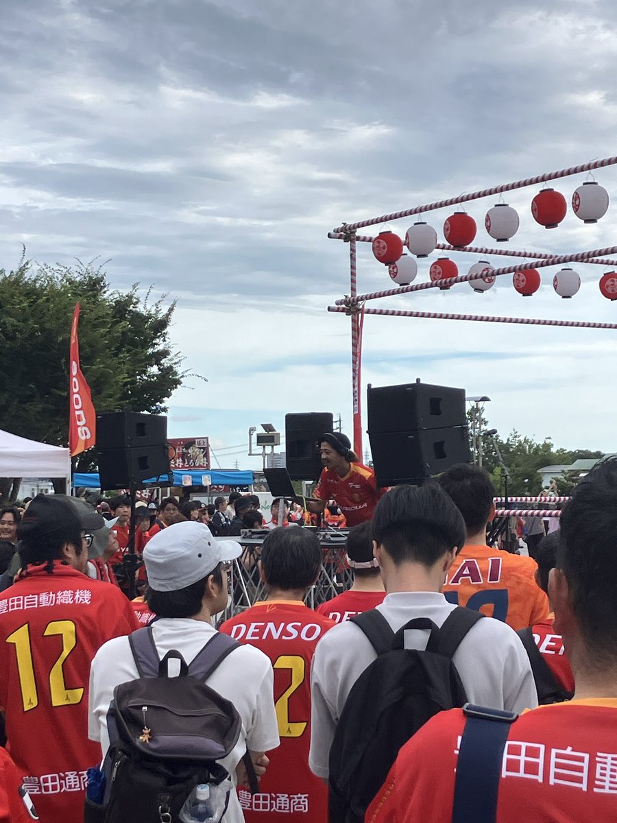 gra_kato's tweet photo. 今シーズングランパスも開幕。
おめでとうございます。
#grampus
#名古屋清水 https://t.co/677X5t5cFX