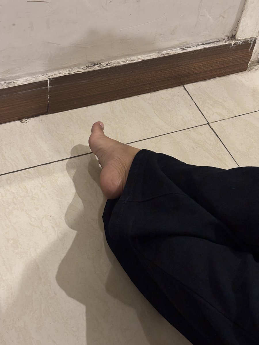 Asian_Bella_'s tweet photo. Your place is under these. Bow down and show me how much you crave them. 🔥”
#bellaism #feet #feetworshi̇p #feetfetısh https://t.co/6zWZIlG4RG
