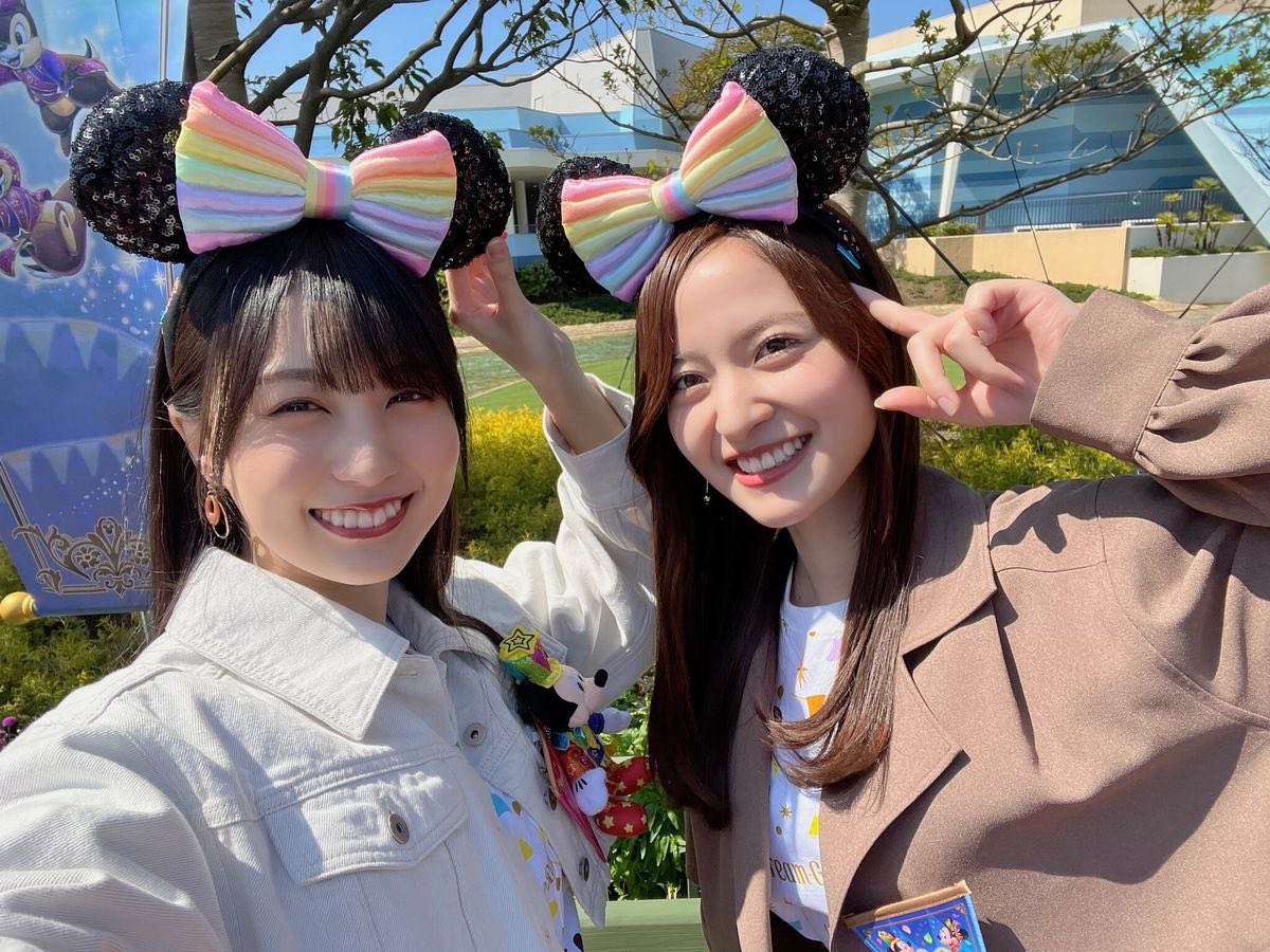 Remihd7q's tweet photo. 2人ともイケメンの前で全裸で何かされてそう💕💕 https://t.co/38ebIi1i4D